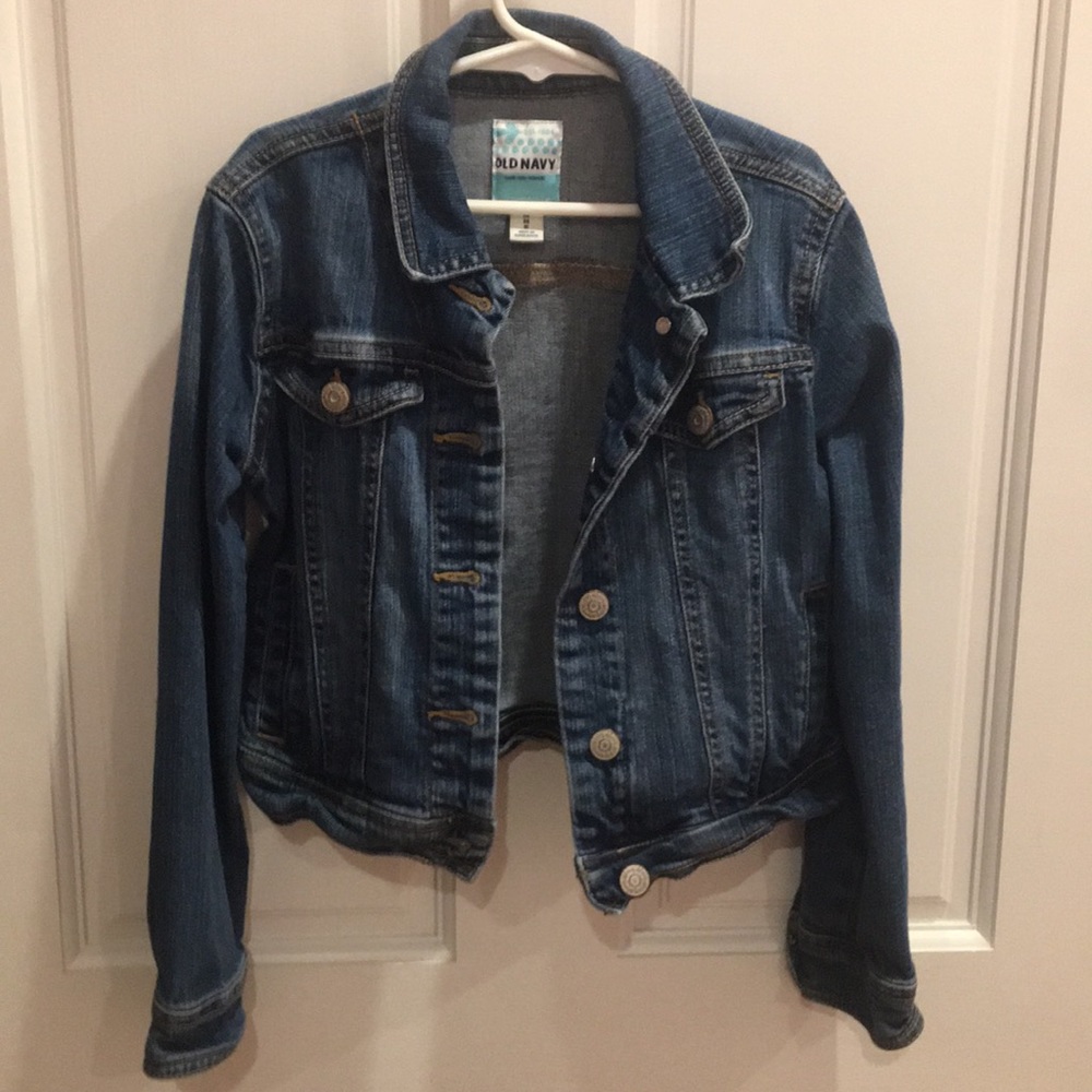 Old Navy girls denim jacket, size medium (8)